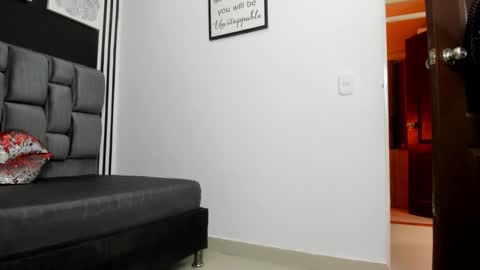 Snapshot of horny_couplefire chatting on 10.10.25 horny_couplefire online show from 10.10.25