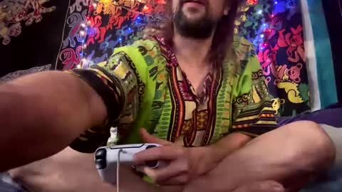 Snapshot of horny_hippie420 chatting on 12.10.24 Horny Rockstar420 online show from 12.10.24