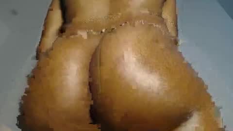 Snapshot of horny_iris chatting on 05.19.26 Iris online show from 05.19.26
