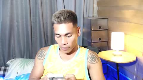 Snapshot of horny_johnxxx chatting on 02.24.26 horny_johnxxx online show from 02.24.26