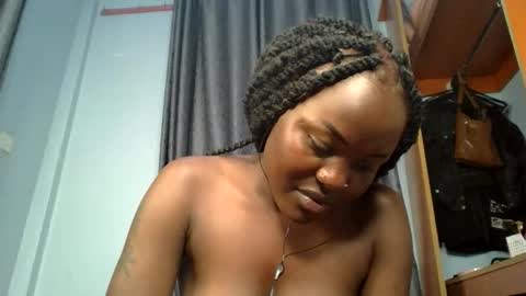 horny_lunah online show from 04.27.26