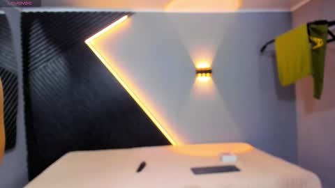 horny_nick18 online show from 03.18.26