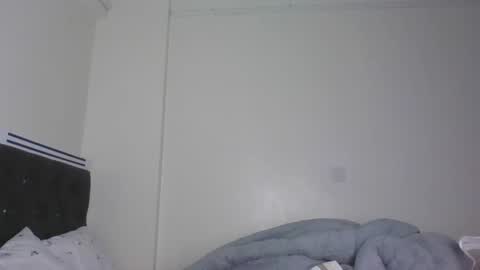 Snapshot of horny_sexxy_babe chatting on 04.22.26 Lucy online show from 04.22.26