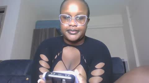 Snapshot of horny_sexxy_babe chatting on 07.17.26 Lucy online show from 07.17.26