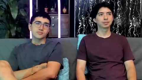 Snapshot of horny_twinks_guys chatting on 06.22.26 Alex and Camilo online show from 06.22.26