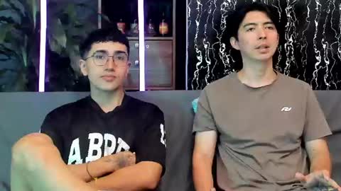 Snapshot of horny_twinks_guys chatting on 07.14.26 Alex and Camilo online show from 07.14.26