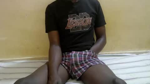 hornyboy9102003 online show from 02.22.26