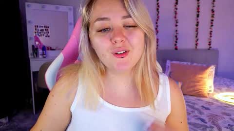 HornyCakee online show from 10.29.25