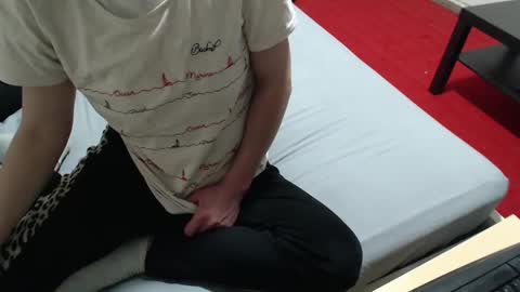 Snapshot of hornycouple21x chatting on 12.13.24 HornyCouple89 online show from 12.13.24