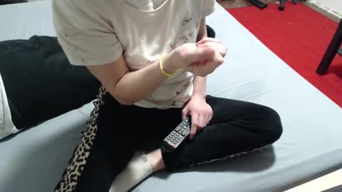 Snapshot of hornycouple21x chatting on 12.25.24 HornyCouple89 online show from 12.25.24