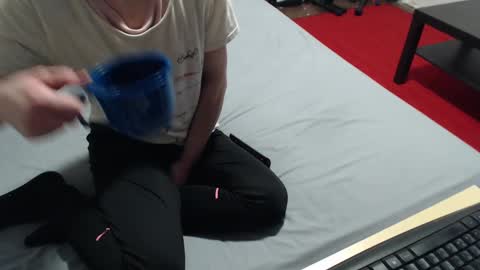 Snapshot of hornycouple21x chatting on 01.11.25 HornyCouple89 online show from 01.11.25