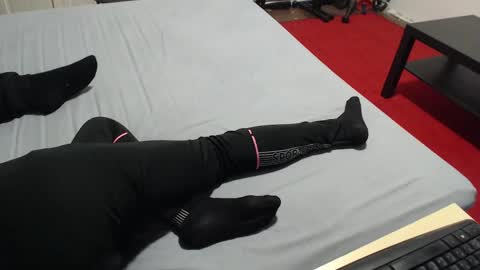 Snapshot of hornycouple21x chatting on 01.12.25 HornyCouple89 online show from 01.12.25