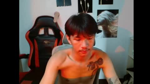 HornyEssel online show from 04.21.26