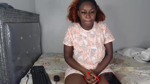 hornygal256 online show from 11.01.25