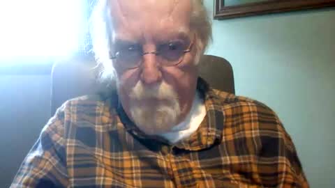 Snapshot of hornyinohio9 chatting on 04.11.26 HornyInOhio9 online show from 04.11.26