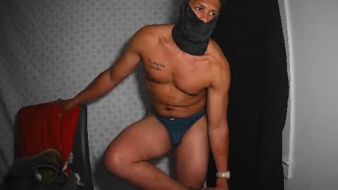 Snapshot of hornylightskin1999 chatting on 06.21.26 hornylightskin1999 online show from 06.21.26