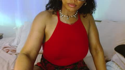 Horny Little Honey online show from 03.02.25