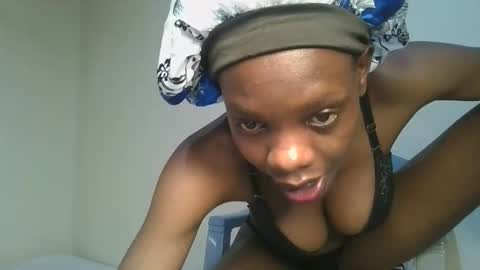 Snapshot of hornylittleprinces chatting on 10.08.25 Princes online show from 10.08.25