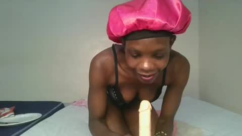 Snapshot of hornylittleprinces chatting on 10.16.25 Princes online show from 10.16.25
