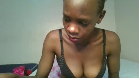 Snapshot of hornylittleprinces chatting on 10.17.25 Princes online show from 10.17.25