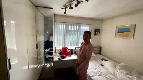 Snapshot of hornylondo chatting on 04.14.26 Hornylondon online show from 04.14.26