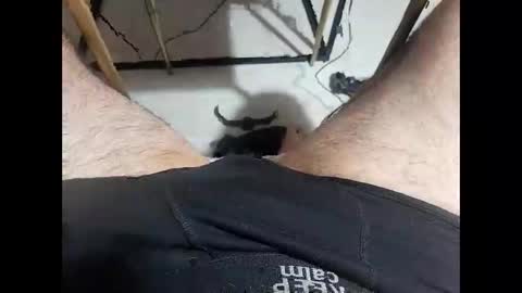 Snapshot of hornyman0605 chatting on 12.23.25 hornyman0605 online show from 12.23.25