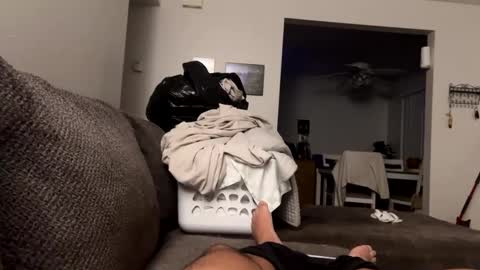 Snapshot of hornyone21x chatting on 10.01.25 hornyone21x online show from 10.01.25