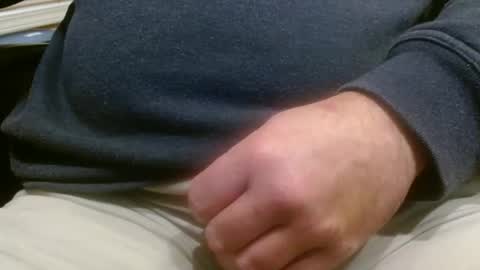 Snapshot of hornypilotguy chatting on 11.03.25 hornypilotguy online show from 11.03.25