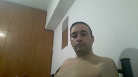 Snapshot of hornysnake69 chatting on 10.31.25 hornysnake69 online show from 10.31.25