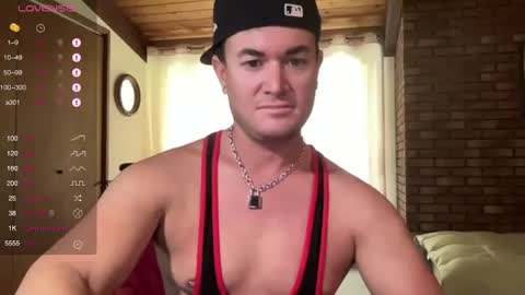 Snapshot of hornytightboy89 chatting on 11.01.25 Hornytightboy89 online show from 11.01.25