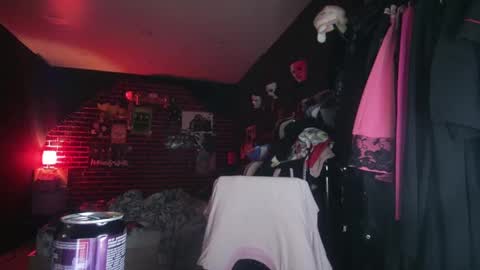 Snapshot of horror_circus chatting on 12.16.24 Messalina Horror online show from 12.16.24