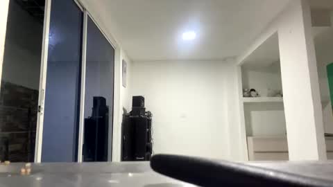 hot2512 online show from 02.25.25