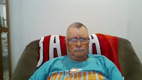 hot4tightholes online show from 04.17.26