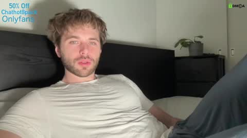 Snapshot of hot8pack01 chatting on 01.31.25 Edward aka Wolf online show from 01.31.25