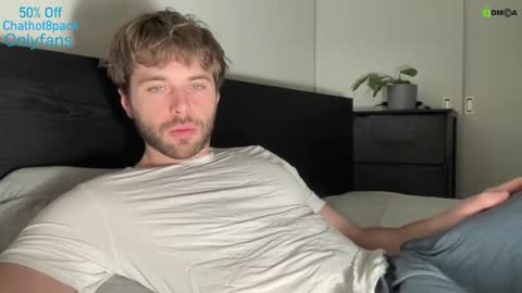 Snapshot of hot8pack01 chatting on 02.02.25 Edward aka Wolf online show from 02.02.25