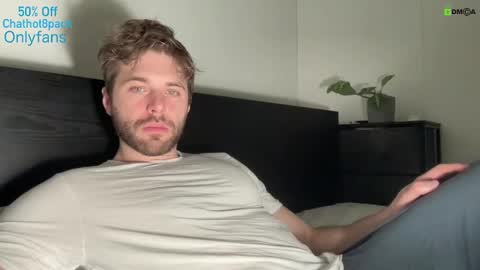 Snapshot of hot8pack01 chatting on 03.11.25 Edward aka Wolf online show from 03.11.25