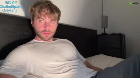 Snapshot of hot8pack01 chatting on 09.08.25 Edward aka Wolf online show from 09.08.25