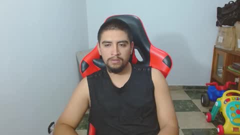 hot__husbands online show from 11.18.25