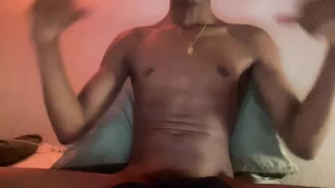 Snapshot of hot_b3n chatting on 12.02.25 Ben online show from 12.02.25