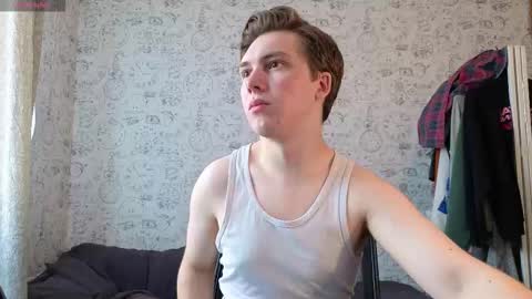 Snapshot of hot_boy_oscar chatting on 09.23.25 Oscar online show from 09.23.25