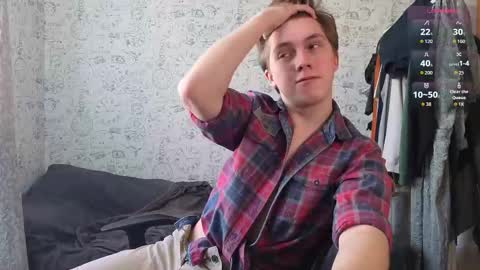 Snapshot of hot_boy_oscar chatting on 09.27.25 Oscar online show from 09.27.25