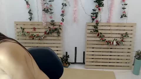 hot_chelly online show from 04.08.26