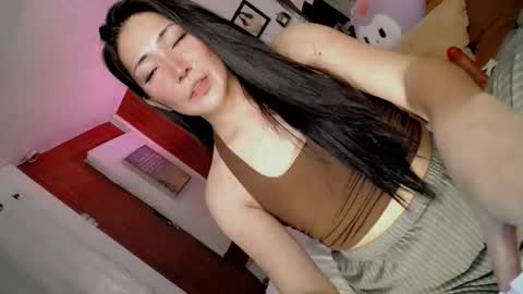 its me CLAUDIA online show from 03.26.26