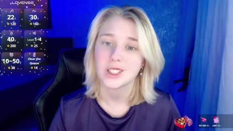 Snapshot of hot_isa7 chatting on 12.05.24 Yunona online show from 12.05.24