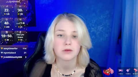 Snapshot of hot_isa7 chatting on 12.07.24 Yunona online show from 12.07.24