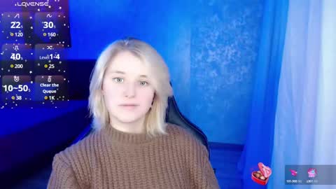 Snapshot of hot_isa7 chatting on 12.09.24 Yunona online show from 12.09.24