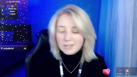 Snapshot of hot_isa7 chatting on 12.26.24 Yunona online show from 12.26.24