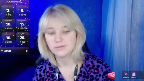 Snapshot of hot_isa7 chatting on 01.14.25 Yunona online show from 01.14.25