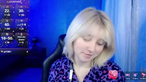 Snapshot of hot_isa7 chatting on 01.14.25 Yunona online show from 01.14.25