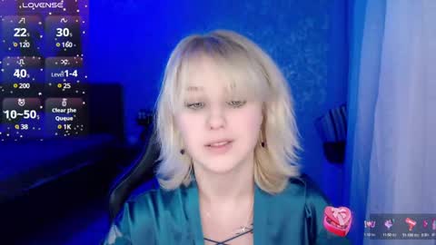 Snapshot of hot_isa7 chatting on 01.25.25 Yunona online show from 01.25.25